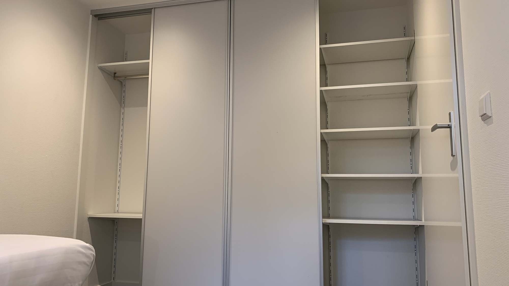 Cedar Schrank 4